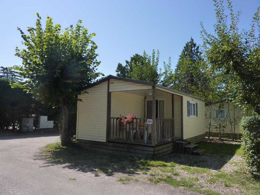 Camping Parc Du Chateau D'Allot Hotel Boé Exterior foto