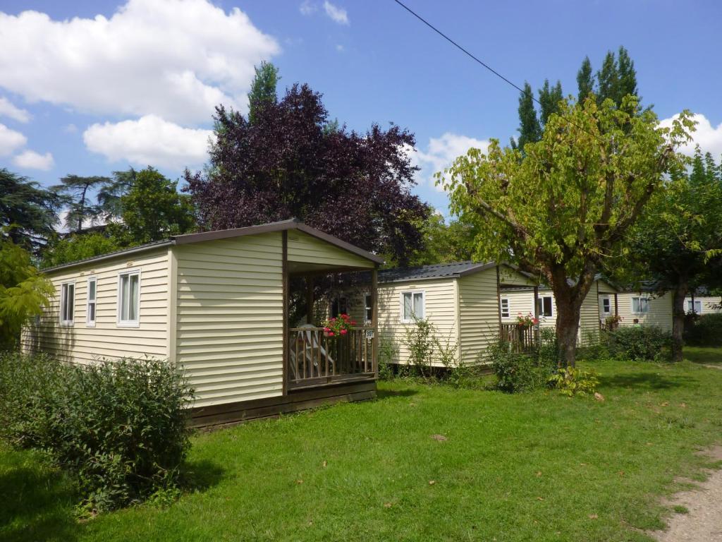 Camping Parc Du Chateau D'Allot Hotel Boé Exterior foto